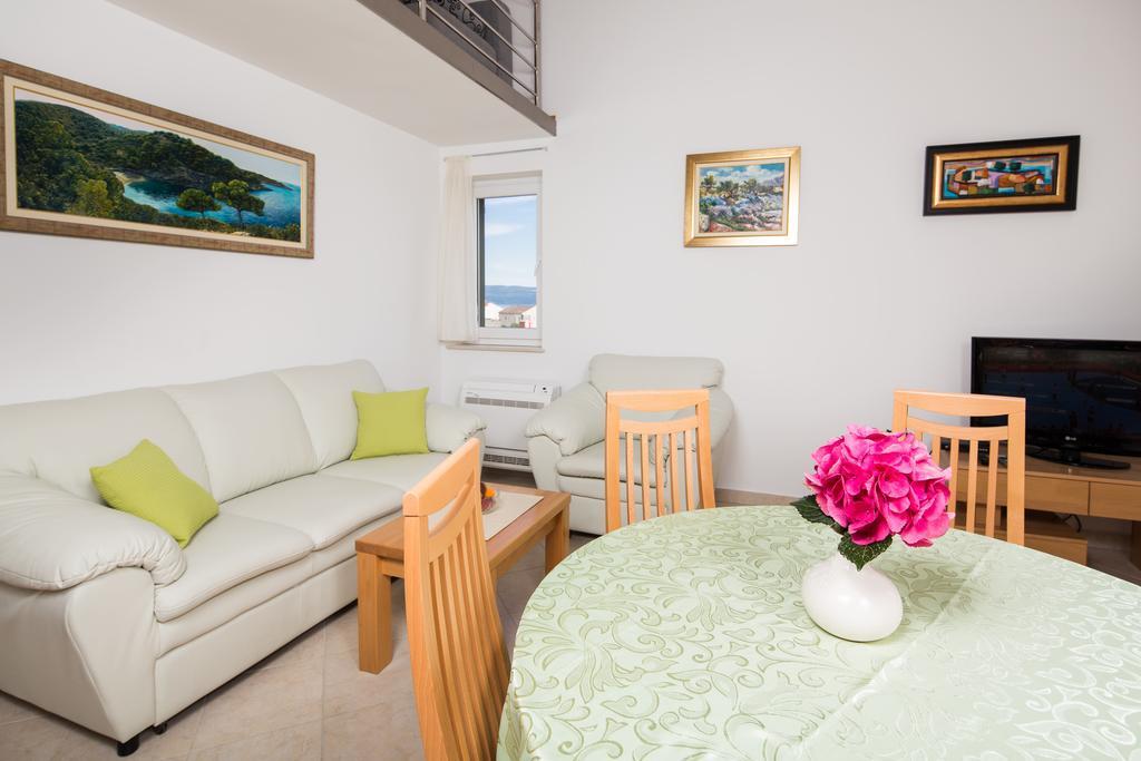 Apartments Leon Подстрана Номер фото