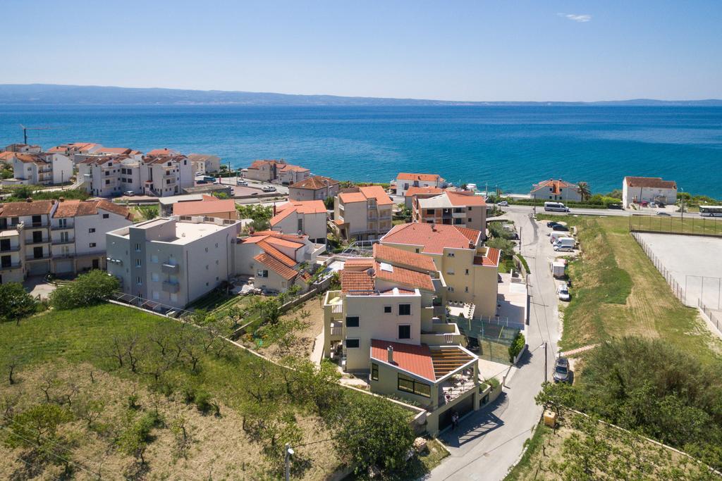 Apartments Leon Подстрана Экстерьер фото