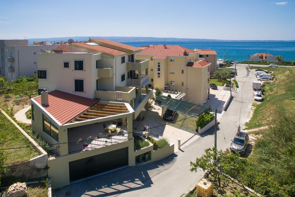 Apartments Leon Подстрана Экстерьер фото