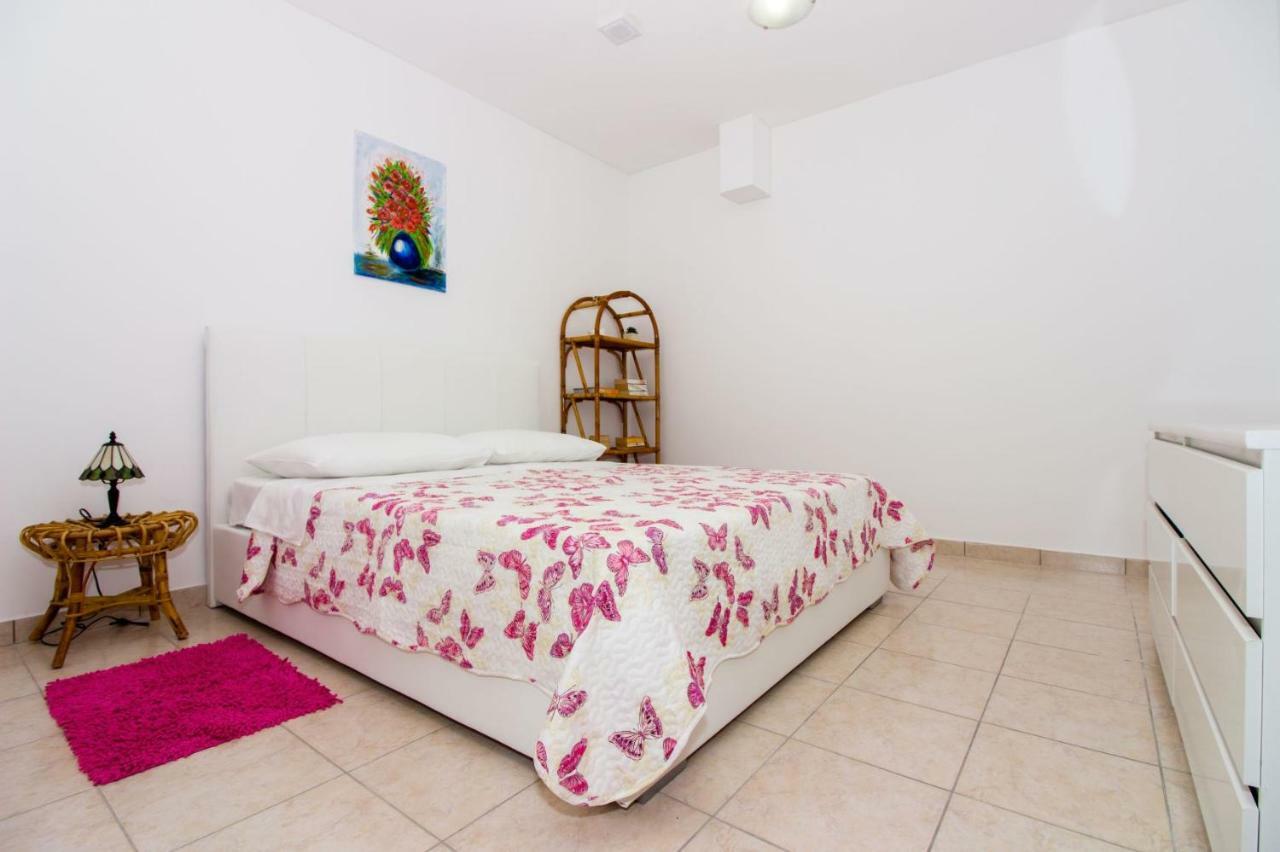 Apartments Leon Подстрана Экстерьер фото