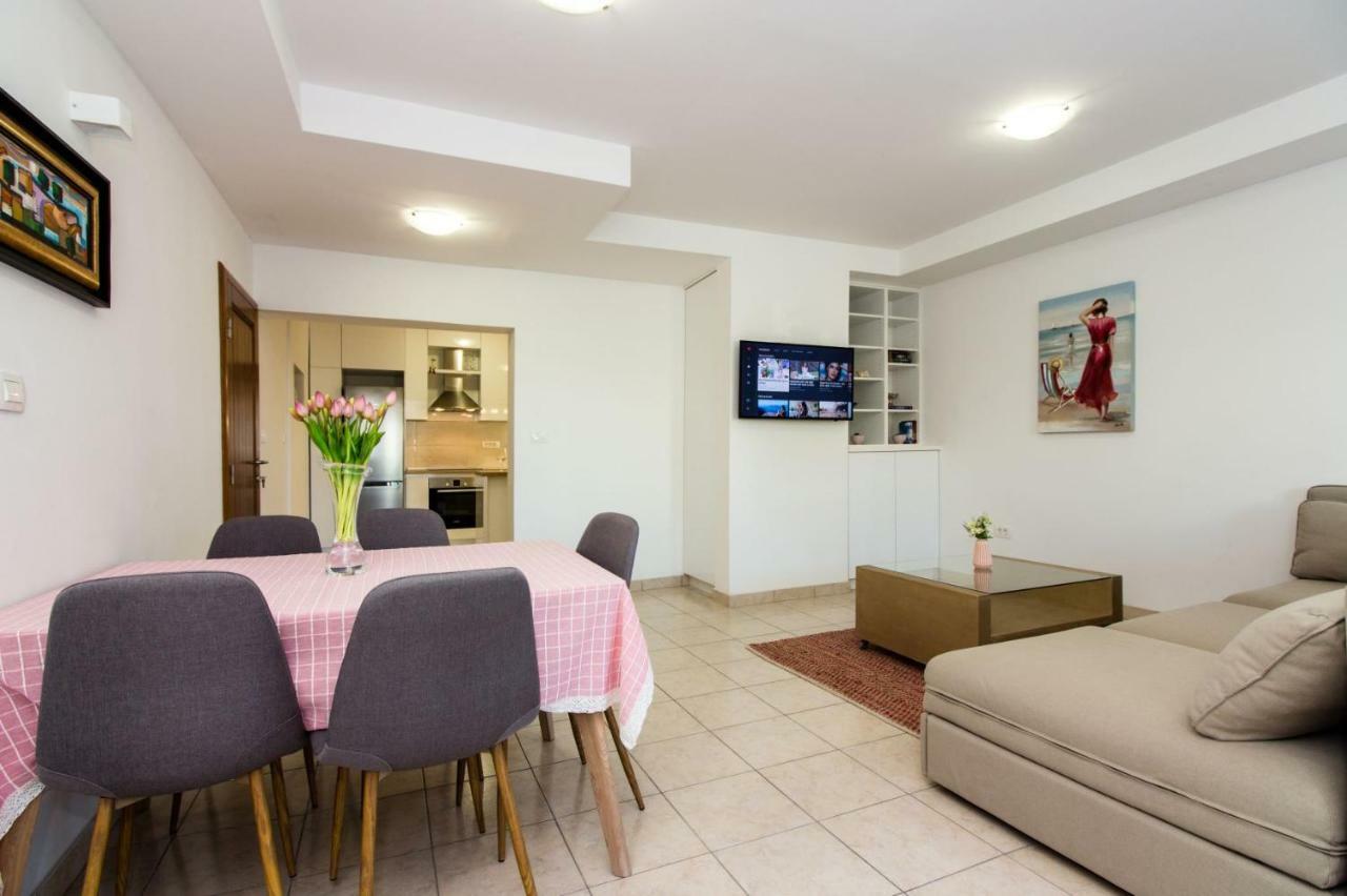 Apartments Leon Подстрана Экстерьер фото