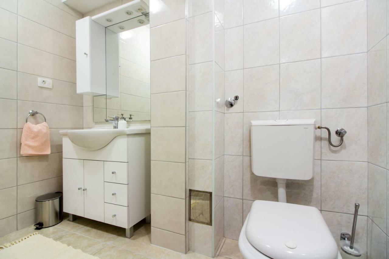 Apartments Leon Подстрана Экстерьер фото